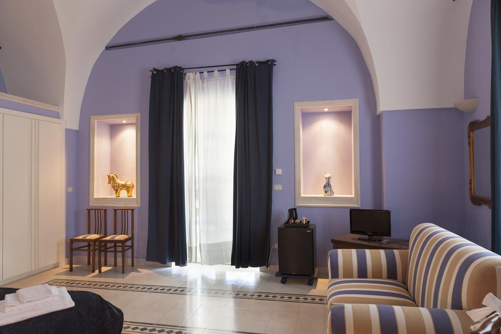 Villa Urso Bed&Breakfast 蒙泰罗尼迪莱切 客房 照片