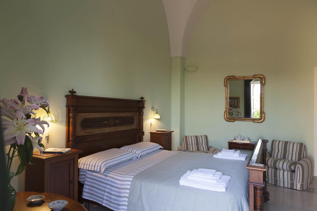 Villa Urso Bed&Breakfast 蒙泰罗尼迪莱切 外观 照片